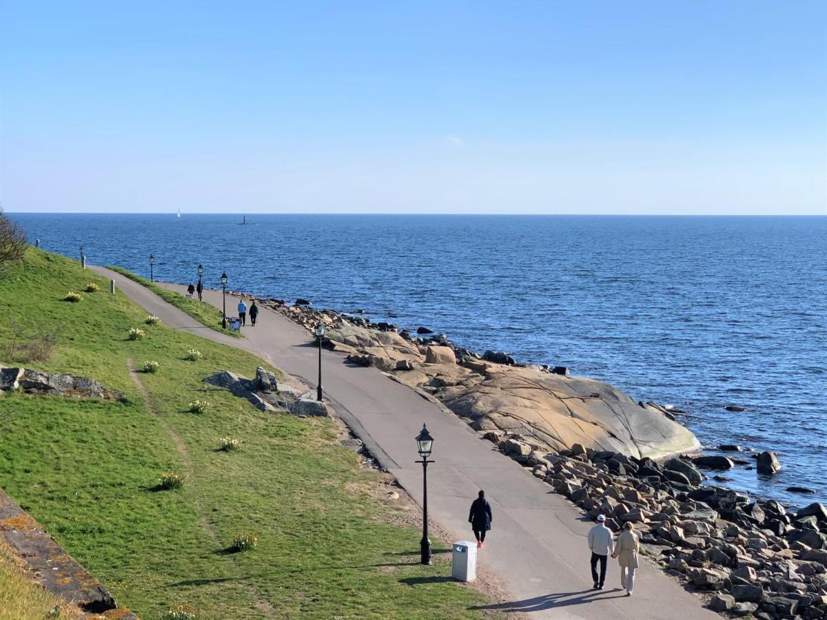 Faestningens Bed & Breakfast Varberg Exterior photo